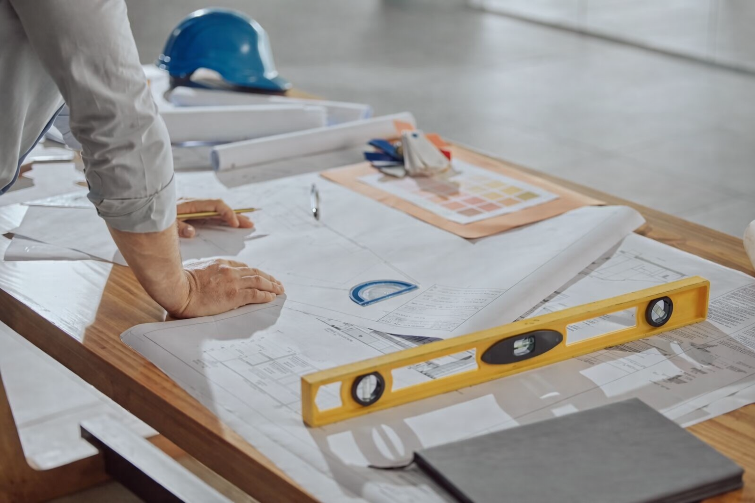 Independent building advice and building check in Groningen by Farwood — quote review and second opinion